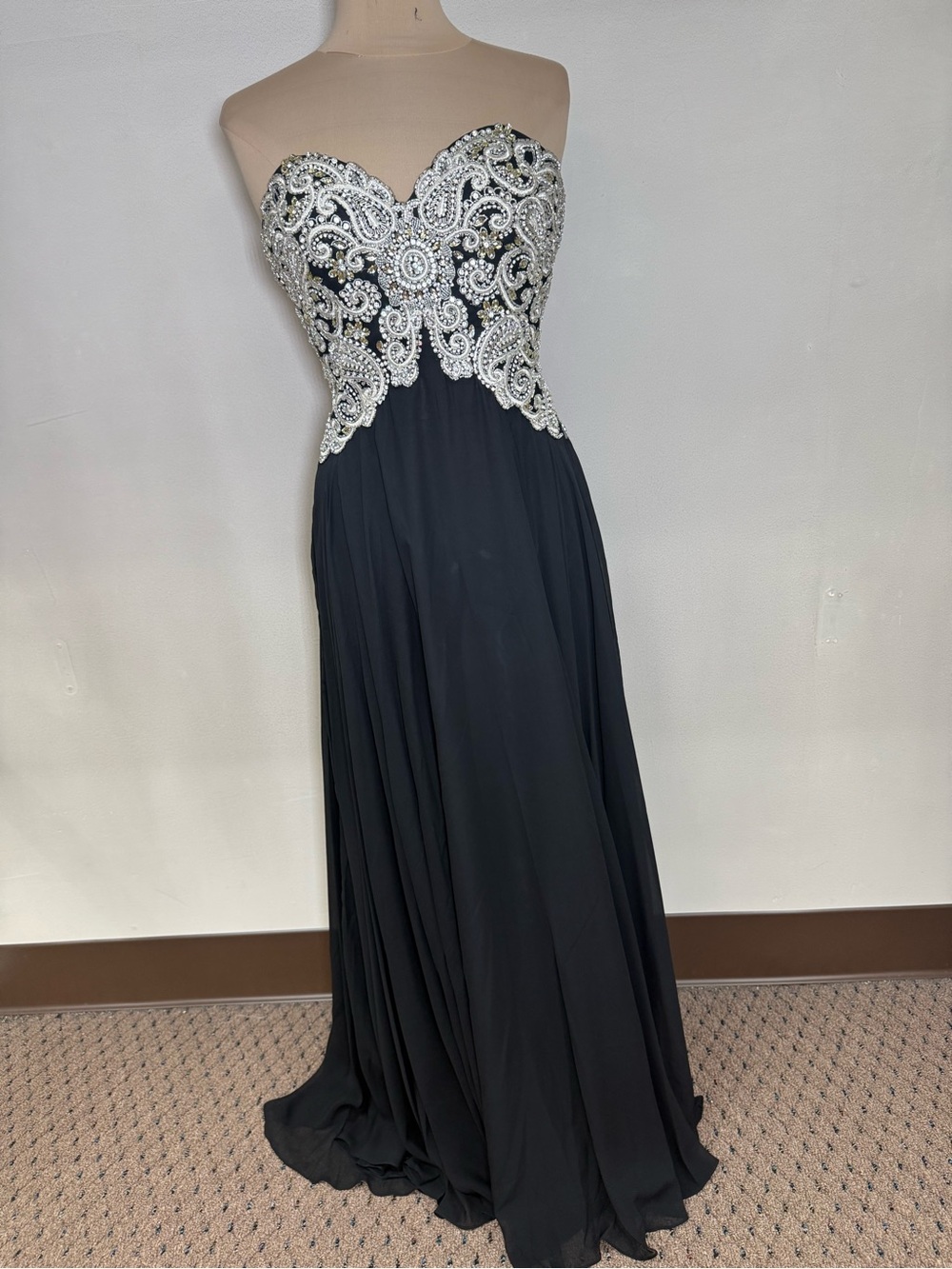 Jasz couture Strapless Black Prom Dress with Silver Beaded Sweetheart Bodice